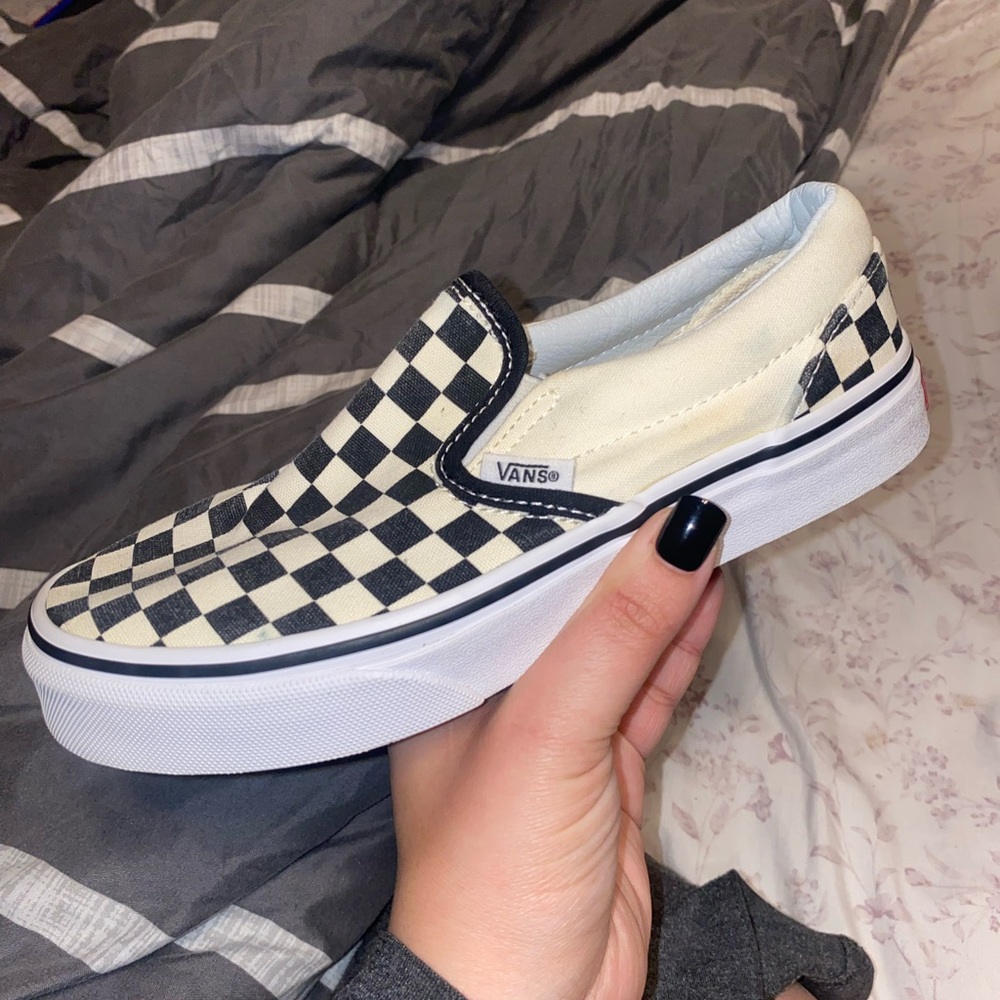 Kids checked vans slip on 😎